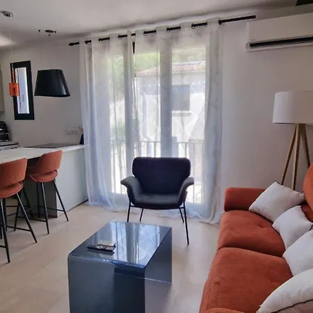 Entrez En Lice, Face A La Cite Vue Sublime