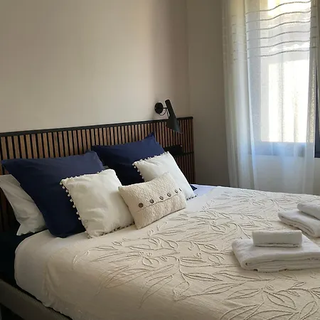 Entrez En Lice, Face A La Cite Vue Sublime