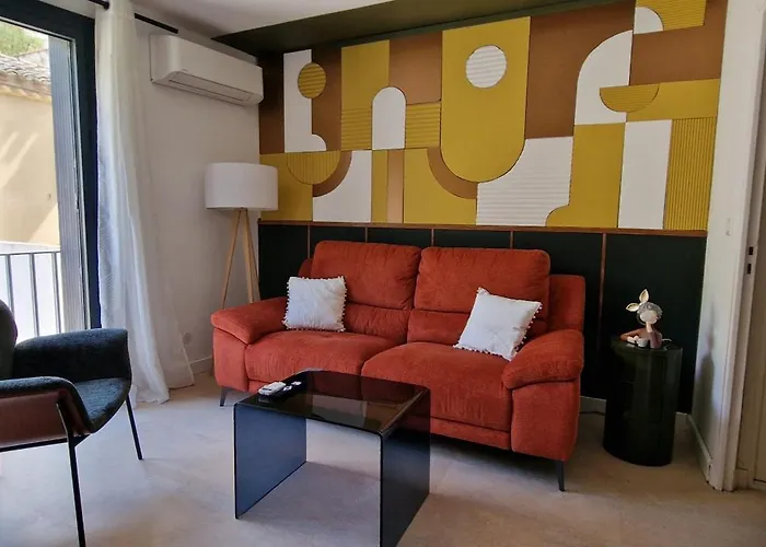 Entrez En Lice, Face A La Cite Vue Sublime شقة قرقشونه