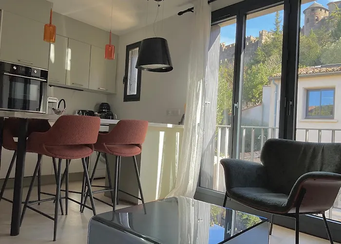 Entrez En Lice, Face A La Cite Vue Sublime قرقشونه