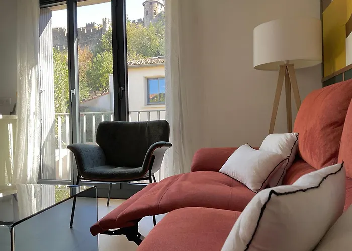 Entrez En Lice, Face A La Cite Vue Sublime قرقشونه