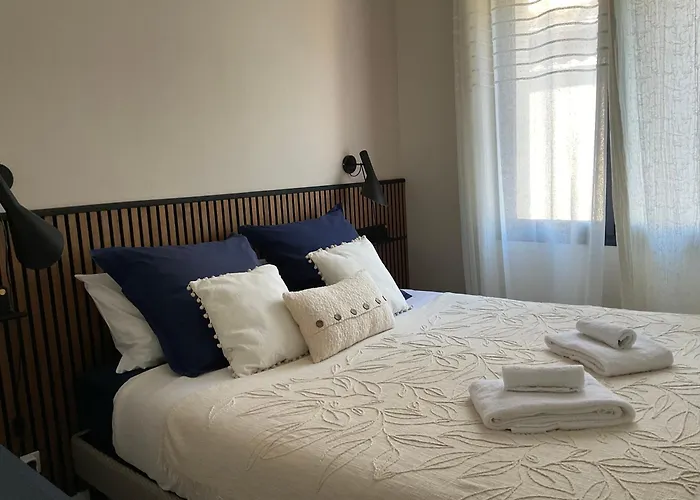 Entrez En Lice, Face A La Cite Vue Sublime