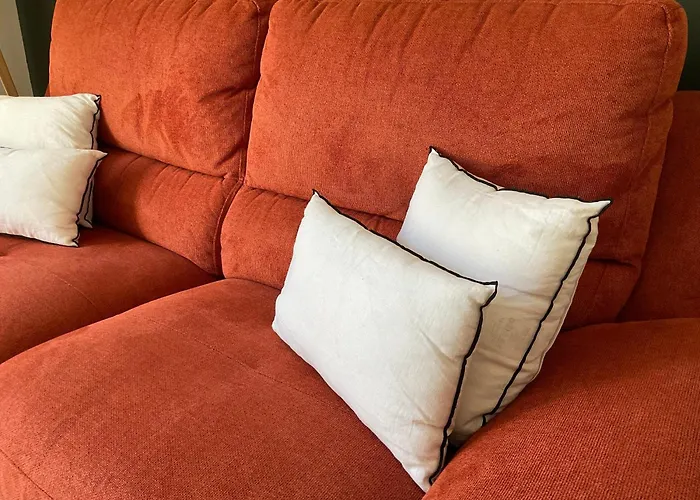 Entrez En Lice, Face A La Cite Vue Sublime قرقشونه